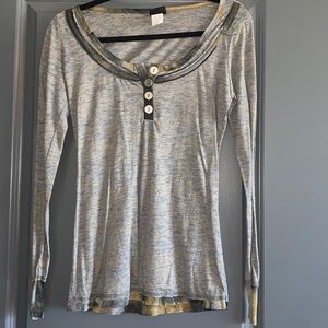 Buckle Daytrip Long Sleeve Gray Blouse